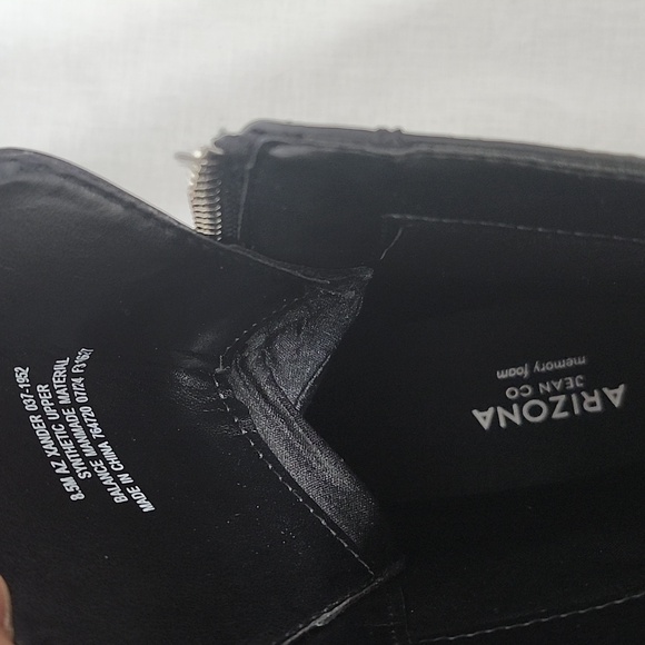 Arizona Jean Company Black Ankle Booties with Chunky Sole - Picture 6 of 8